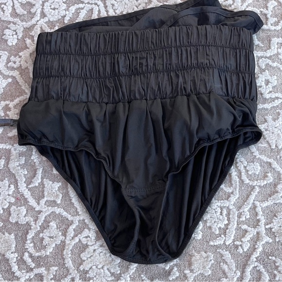 FP Movement The Way Home Shorts - Picture 8 of 12